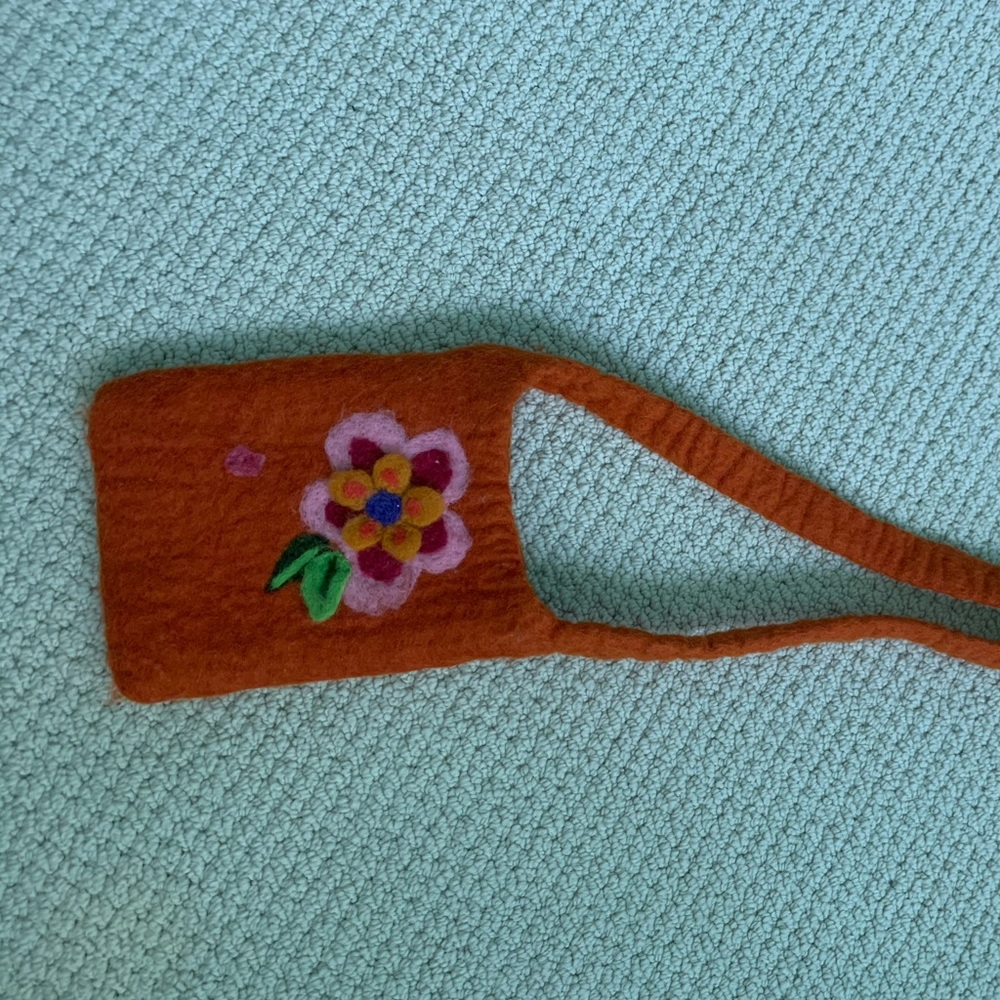 Homemade wool shoulder bag